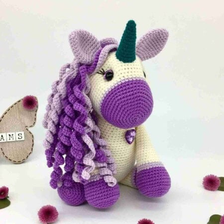 Free Unicorn Crochet Pattern: Easy to Follow Amigurumi