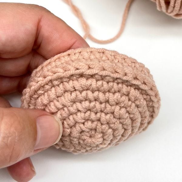 How to single crochet into back bump stitch tutorial (3)
