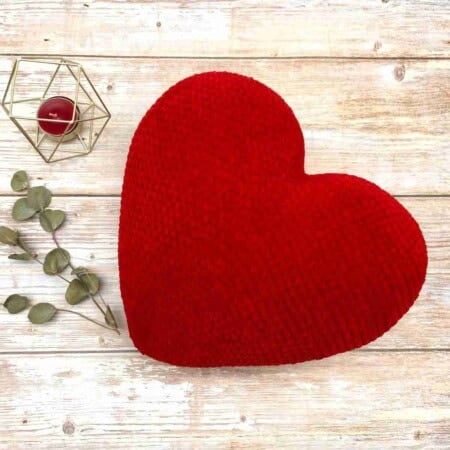 Free Crochet Heart Pillow Pattern, Easy Cushion Crochet Pattern